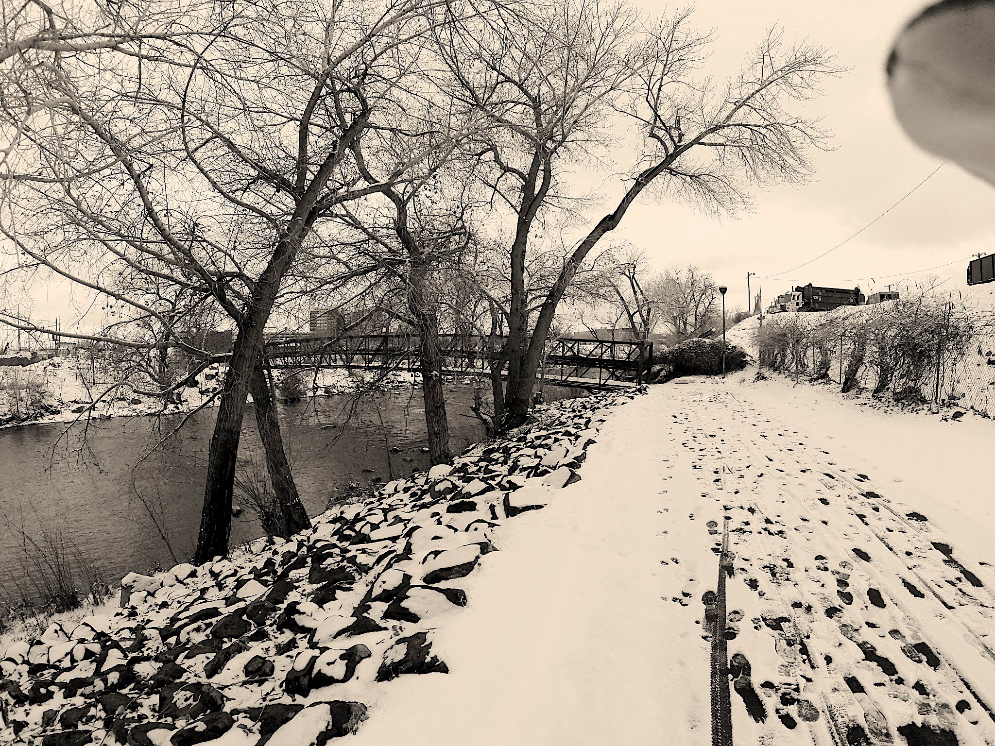 Truckee River, Winter